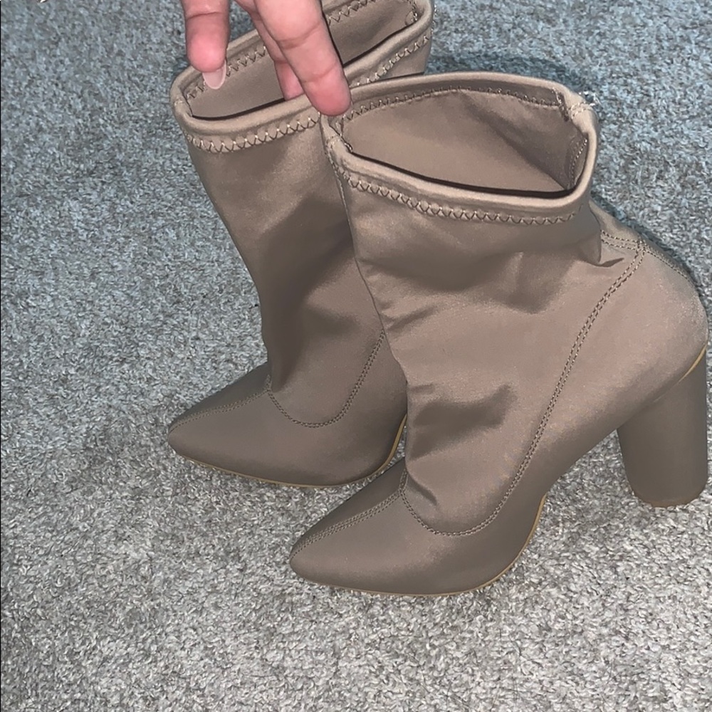 Sock/ Stretchy Ankle Boots